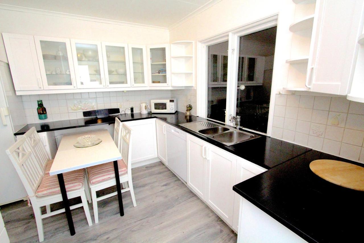 Tallkrogen Romantic House - Upper Or Lower Apartment 스톡홀름 외부 사진
